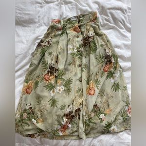 Panda midi skirt size M, button down